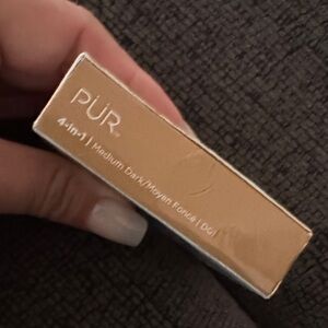 PÜR 4-in-1 Foundation - Medium Dark